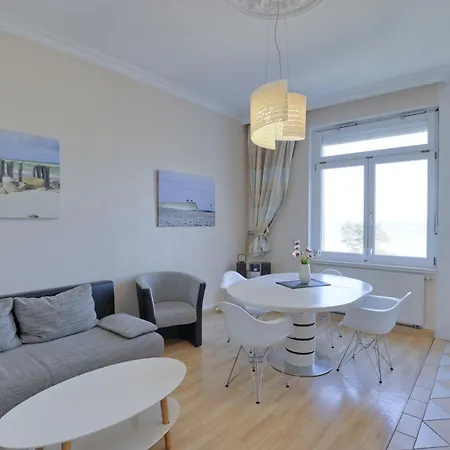 Strandhaus Brunhild تيميندورفير ستراند