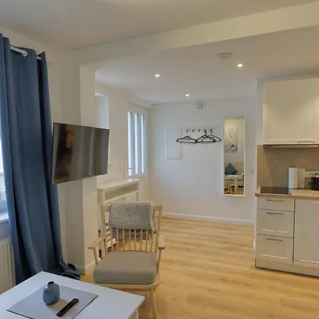 Strandhaus Brunhild * Timmendorfer Strand